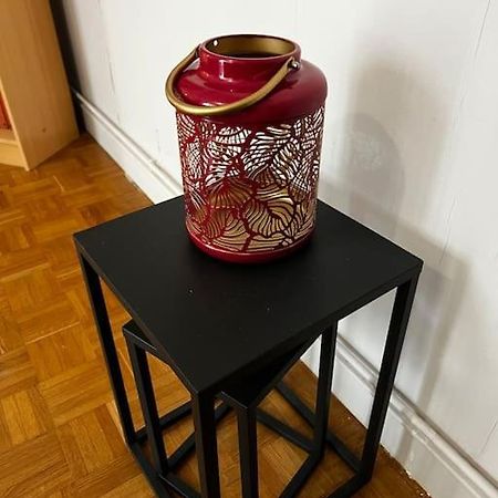 Le Nid Berruyer En Centre-Ville Бурж Екстериор снимка